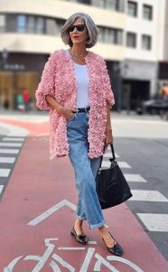 Elevate Your Style: Chic 2024 Fashion Guide for the Fabulous Over 40
