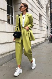Chic Early Spring 2024 Outfits: From Casual to Work-Ready Styles