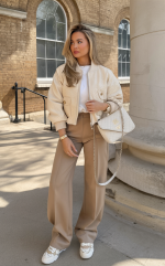 29 Fresh Outfits Inspo 2025 Fall Winter Summer Styles Casual Looks Outfits Inspo 2025 3 150x241